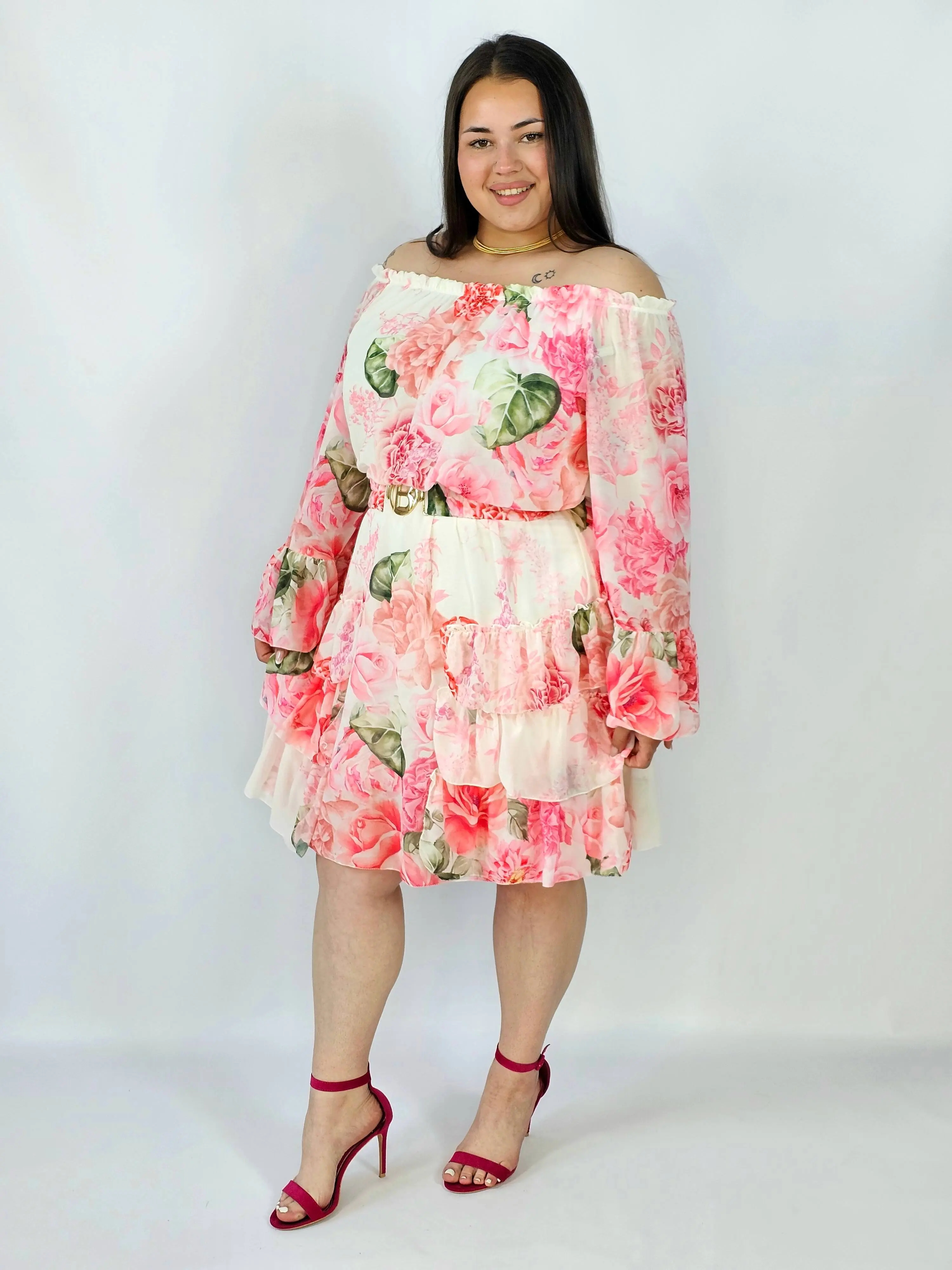 Sukienka plus size w kwiatowy wzór z falbaną – lekka i kobieca stylizacja XXL - Image 20