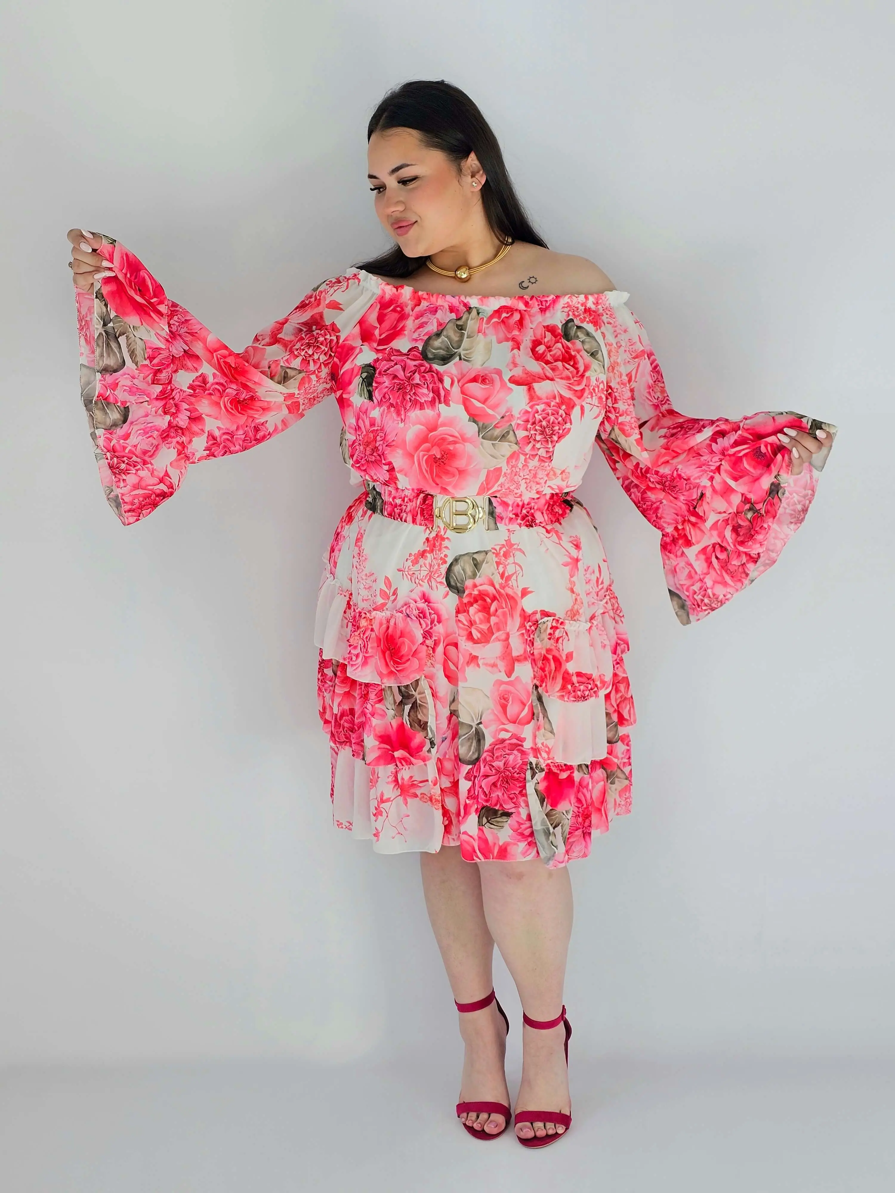 Sukienka plus size w kwiatowy wzór z falbaną – lekka i kobieca stylizacja XXL - Image 4