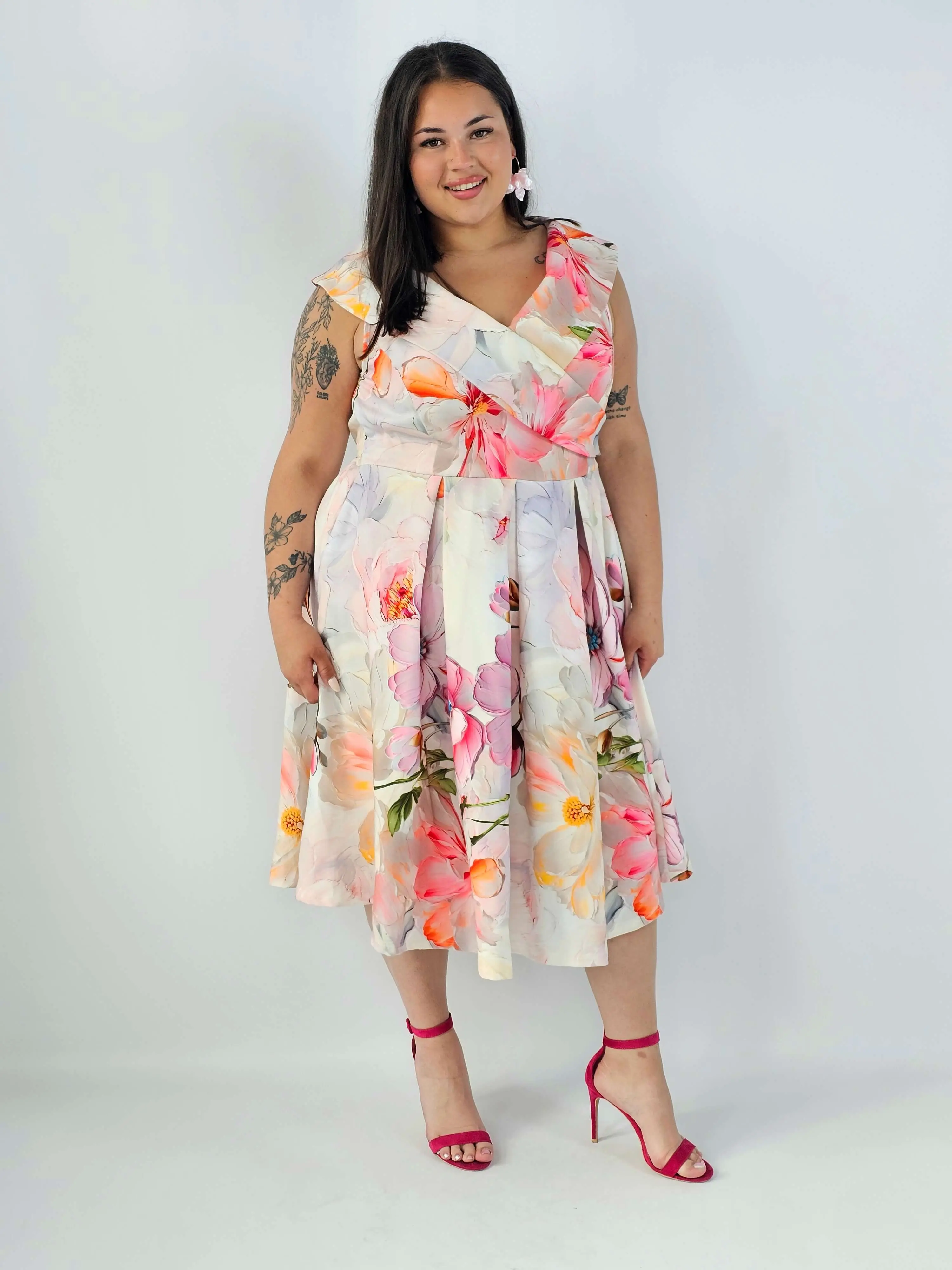 Sukienka plus size w kwiaty XXL – elegancka sukienka midi z rozkloszowanym dołem - Image 6