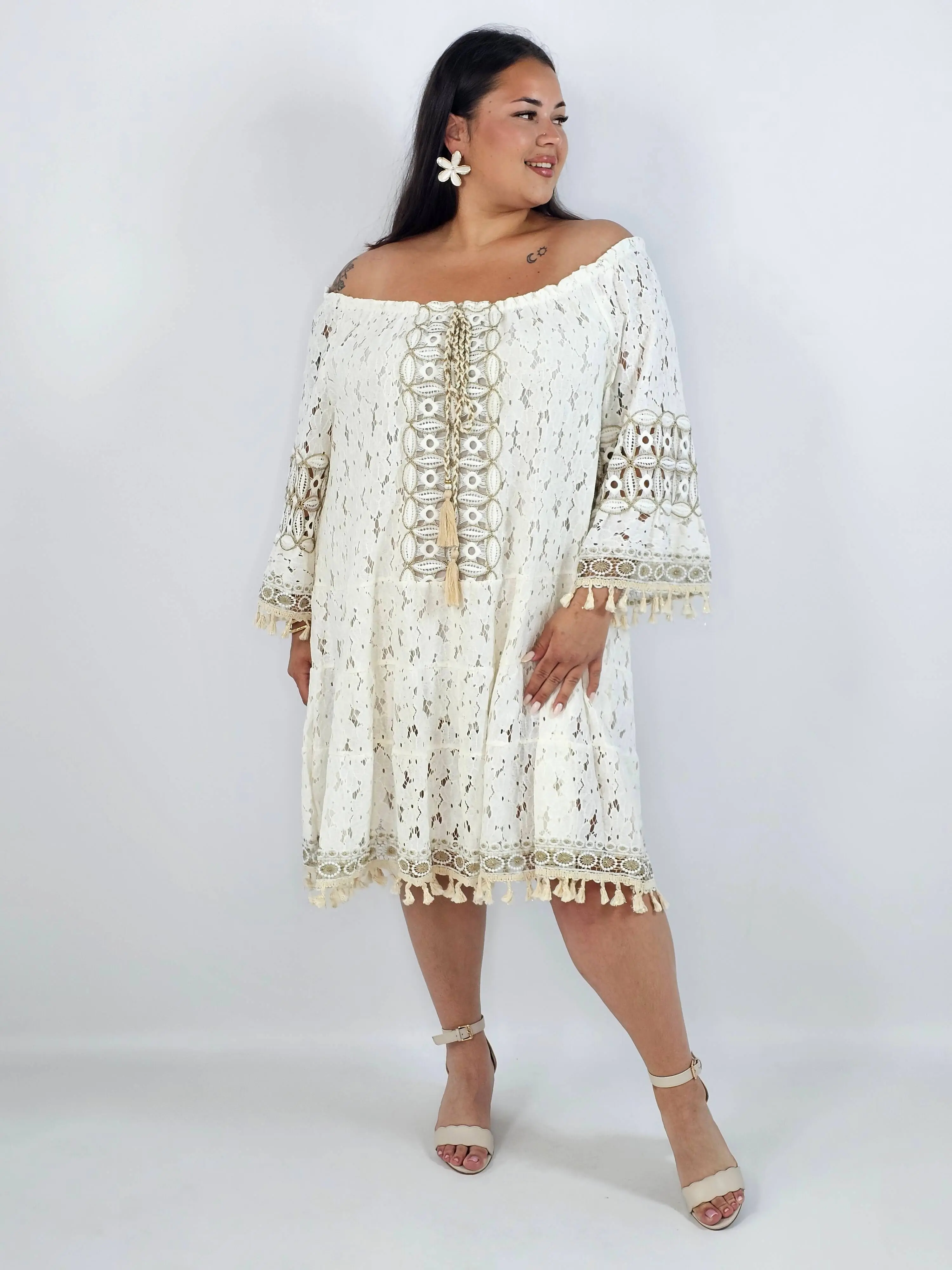 Sukienka plus size z ażurowej koronki – lekka, naturalna i kobieca - Image 6