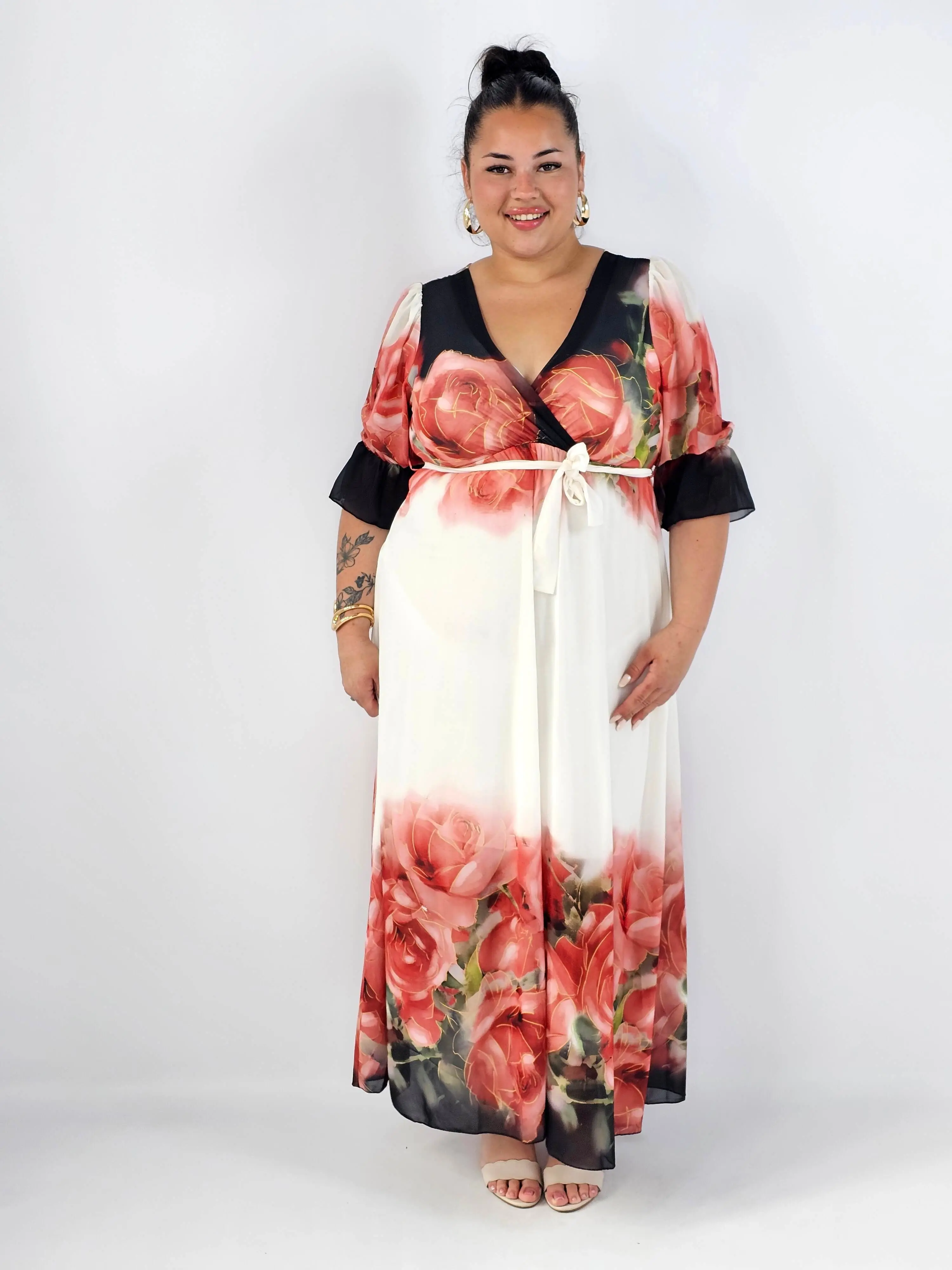 Sukienka kopertowa maxi StylowaXL – kobieca elegancja i lekkość w jednym - Image 7