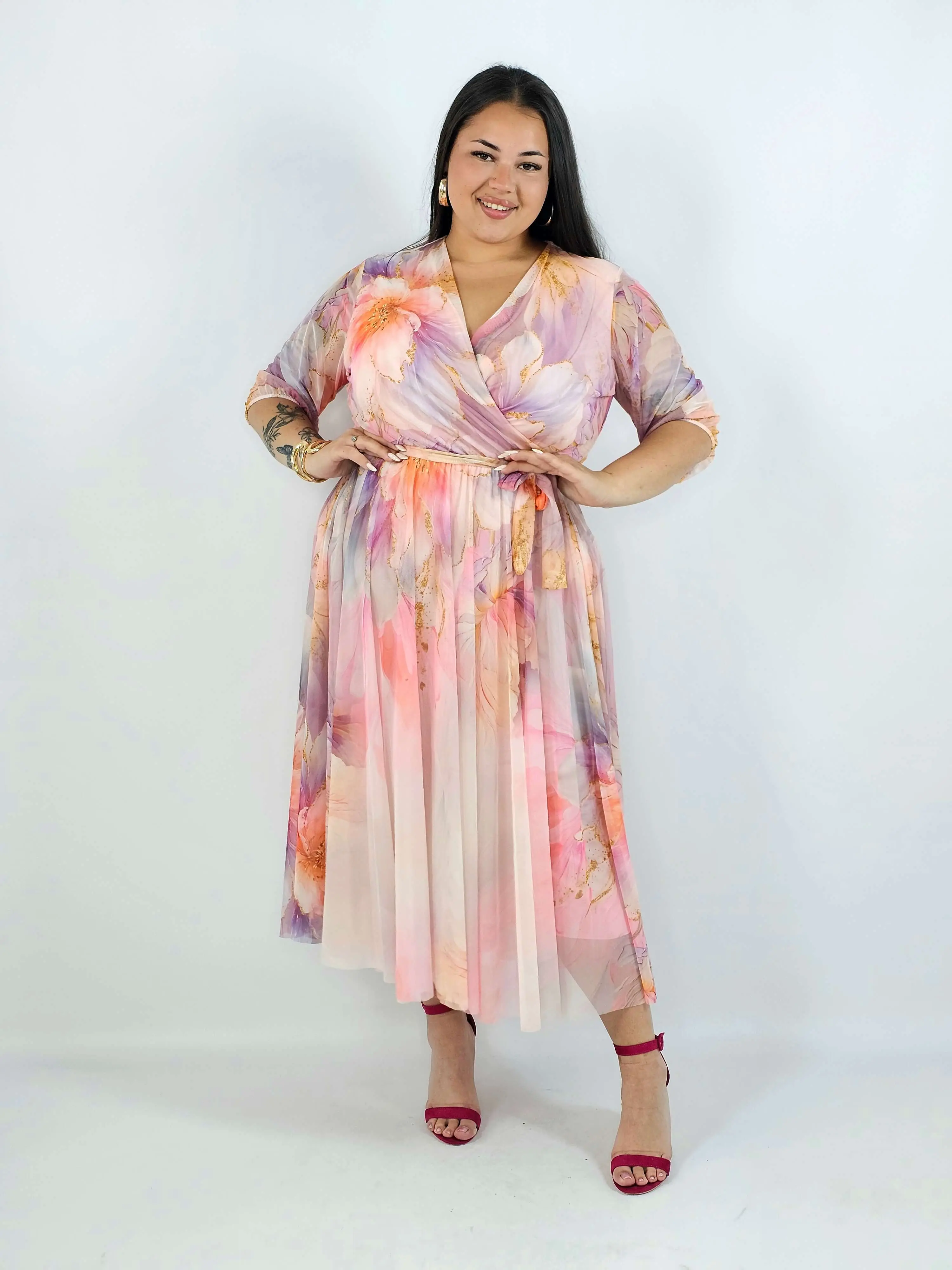 Sukienka siateczkowa plus size – elegancka i zwiewna sukienka XXL - Image 3