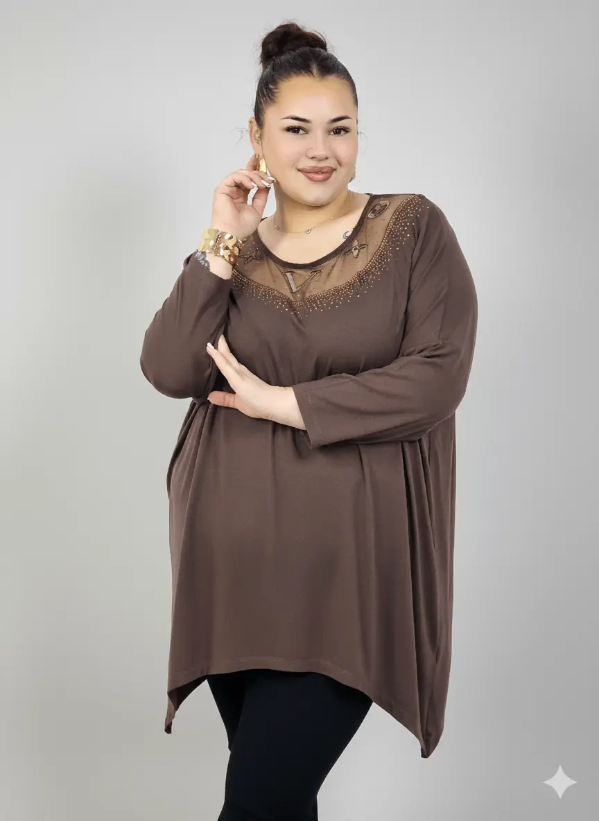 Tunika plus size z ozdobnym dekoltem – elegancka tunika XXL dla kobiet - Image 4